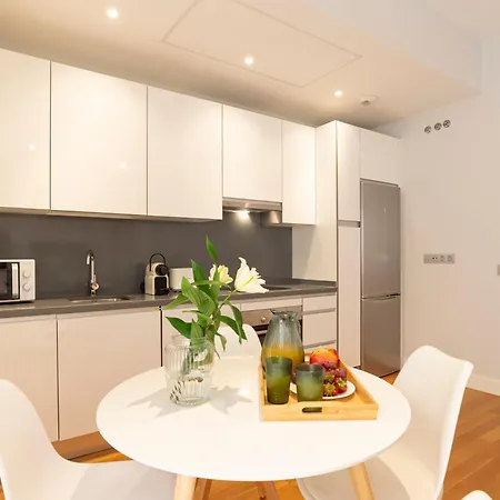 Souviron & Old Town By Ele Appartement
